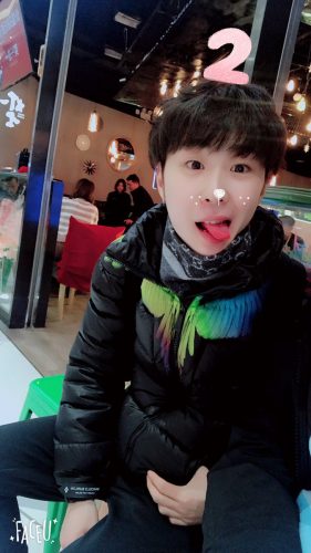 最新のボーヤン・ジンのお茶目な表情が可愛い。