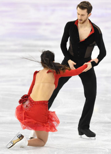 フィギュア衣装はだけるハプニング！韓国ミン・ユラ