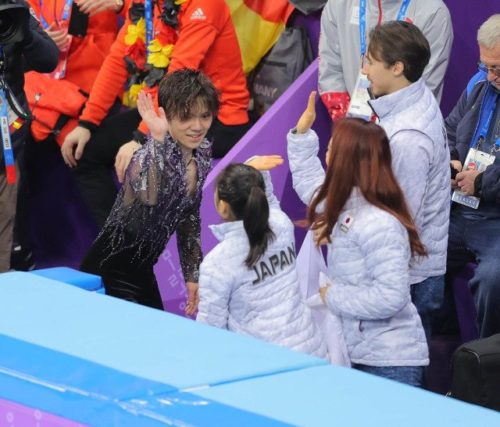 「ショウマ・ザ・スーパースター」　宇野昌磨に相次ぐ海外賛辞「文字通り、宝石だ」