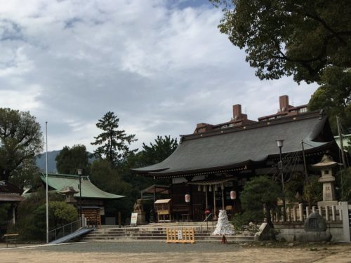 「ユヅに金を」絵馬１０００枚　聖地・弓弦羽神社で祈るファン
