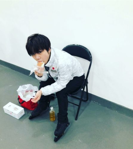 もぐもぐ宇野くんが可愛すぎると話題に！ミーシャありがとう！