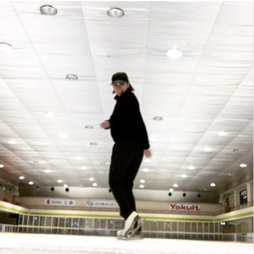 浅田舞さんがインスタでかっこいい動画を投稿！真央ちゃんも？