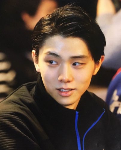 みんな羽生くんのどの時の髪型が好き？前髪上げてる方が好き？