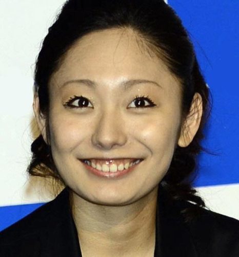 安藤美姫氏が１週間の寝たきり入院から無事退院報告！