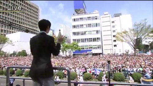 羽生結弦のパレードは108000人が熱狂！→もっといる様に見える・・・！