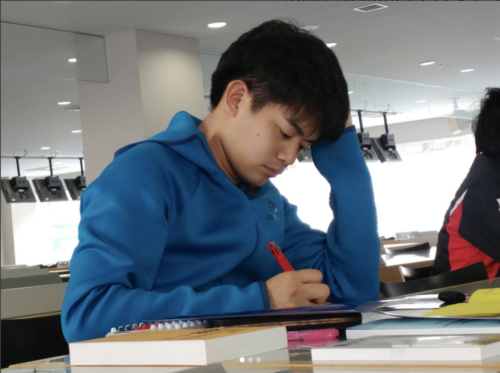 小塚崇彦が学科満点で国内A級ライセンス取得！本格的なレーサーへのスタート！