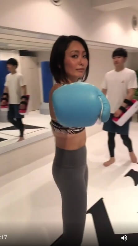 【映像有】安藤美姫、「2回目のキックボクシング」動画をインスタに投稿！  …ヘソ出しウエアでK-1トレ 「セクシーすぎ」と話題に…