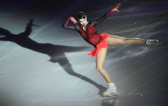 【映像有】ロシア女子「スーパートリオ」、エキシビションでファンを魅了！  …トルソワは新ナンバー、コストルナヤはイメチェン…　