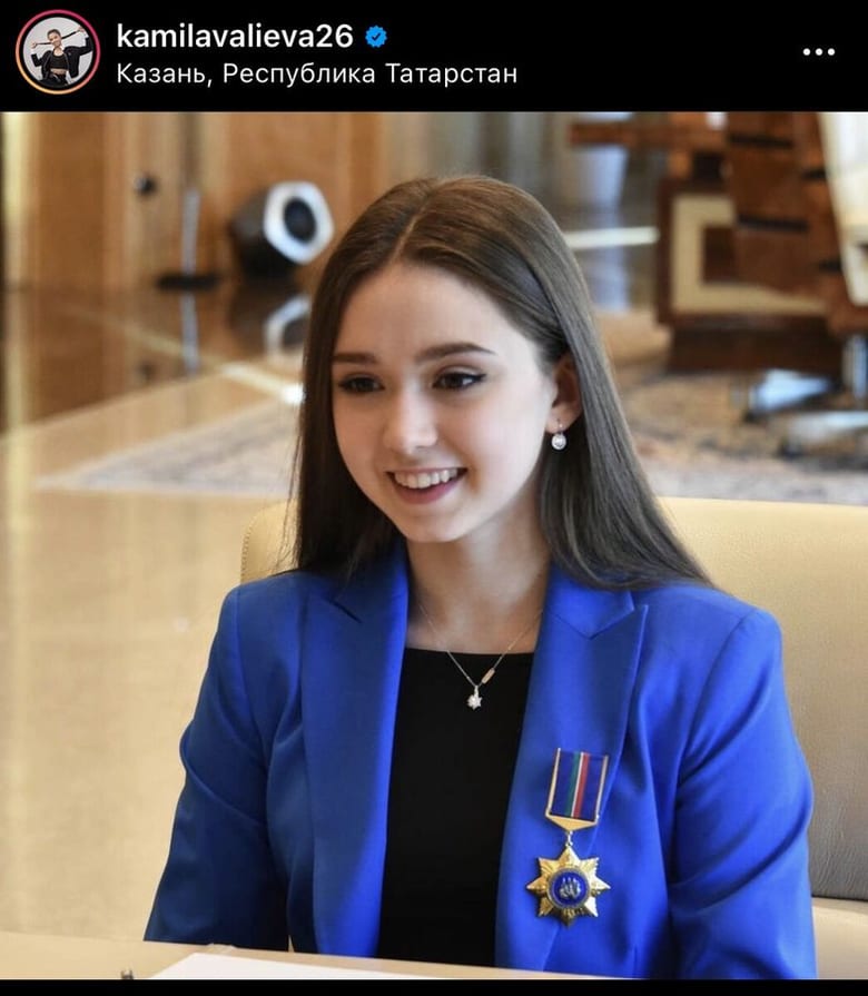 ワリエワ、地元の「友好勲章」を受章したとインスタ遮断のロシアから更新…少し緊張気味な笑顔を披露