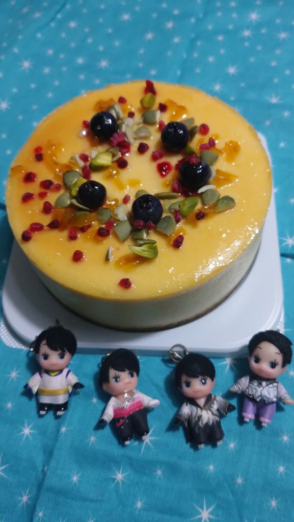 仙台の応援企画 限定yuzuチーズケーキ「届いたから4ぴーたちと10000日祝いするよ」「 ﾋﾟｰは売り切れませんように」