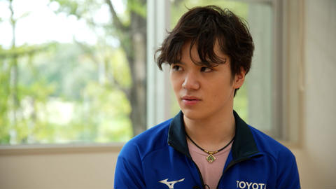 宇野昌磨。シーズン直前に行われた独占インタビュー。王者としての決意を語る。