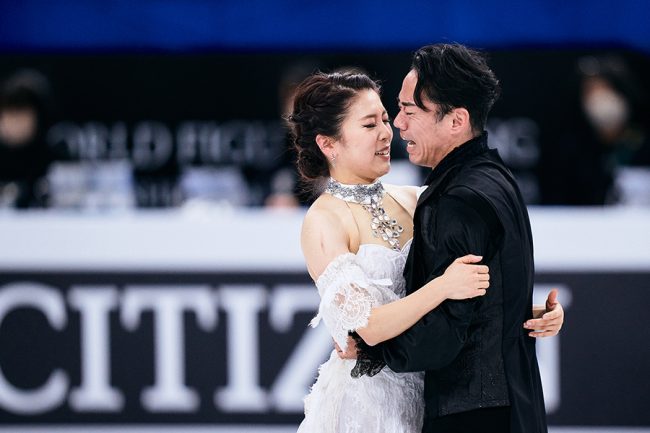 村元哉中 高橋大輔 が抱擁を交わした瞬間　2人に向けたレンズに写っていたもの