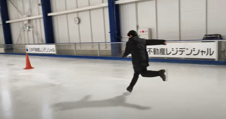スケート初心者のプロゲーマー達が宇野昌磨さんから指導を受けた上に、神技も披露してもらいました