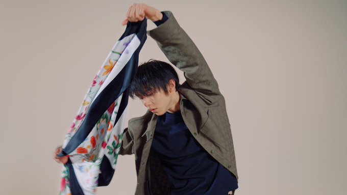 早くGUCCIの舞姿見れないかなー　おりこうに待ってるPixel民です