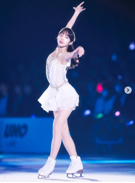 本田真凜、美しすぎる氷上ショット大量公開でファン歓喜！「Ice Brave」での輝きに「天使」「綺麗すぎ」の声！あの選手とは格が違う！