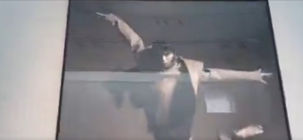 羽生結弦の写真に釘付け！「あの肉体美、二次元超えだろ…」ファン騒然の舞台裏！