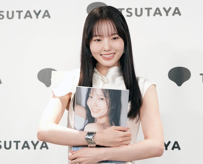 【朗報】本田真凜さん「最初で最後の写真集」。これは全スケオタのバイブルだろ…