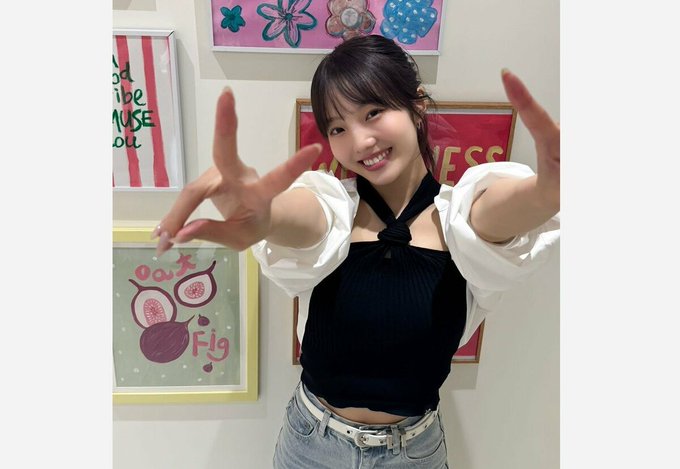 【悲報】本田真凜さん、ガチでコスメ合宿へｗｗｗ 韓国でのオフショット大量放出でファン大歓喜！「雨でルンルン」←可愛すぎワロタ #本田真凜