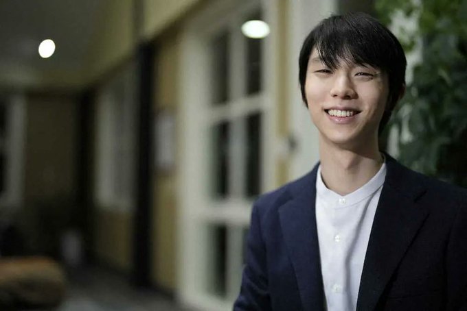 2022年の記事だけど、この時の衝撃はすごかったな。  羽生結弦、単独アイスショー『プロローグ』開催決定！「ついに一人舞台か…」「これは絶対見に行く」の声殺到！