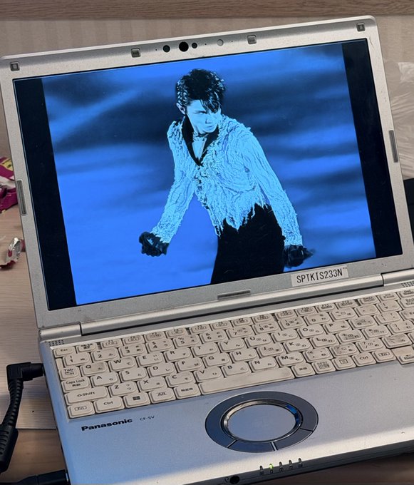 【衝撃】「ファントム様」を“爺”が予習！？2023 SOIの映像確認か→「めっちゃカッコいい」「わいのお仕事PCと同じ」とファン熱狂！