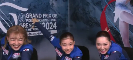 泣いたわ！アンバーが感動で大号泣した裏に、日本女子3人の「なんなん？なんなん？」ポーズあり。この友情アツすぎだろ！