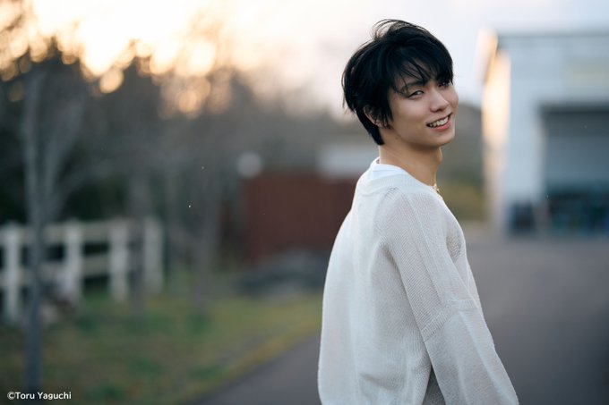 羽生結弦の最新写真集『羽』の先行カット公開に氷上スレ民が狂喜乱舞ｗｗｗ「ダ・ヴィンチWeb」掲載の神ビジュアルに「破壊力が異次元ｗ」「パネル展も開催とか神かよｗ」と絶賛の嵐！特典付録の豪華さに全オタが即予約の号令やｗ