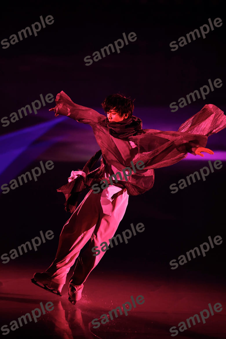 羽生結弦『YUZURU2027カレンダー』12/7発売！1月写真を初公開、毎日少しずつお届け！予約限定9/9まで、能登直氏が捉えた珠玉の一枚をお見逃しなく！