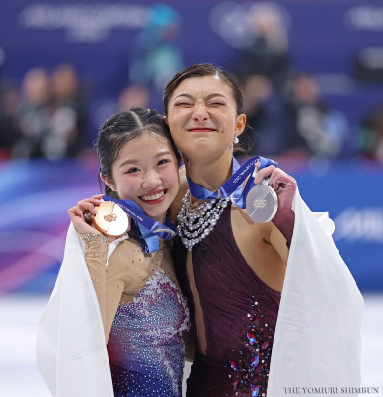 読売新聞号外！2026冬季五輪で中井亜美選手が銀・銅メダル獲得！日本中が歓喜に包まれる速報！