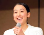 浅田真央さん、「ＴＨＥ　ＴＩＭＥ，」で華麗なスケート「生披露」…「氷がとってもきれい…気持ちよかったです」…１１日オープン「ＭＡＯ　ＲＩＮＫ」