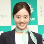 「堂々と惚気てるの可愛い」本田真凜＆宇野昌磨、公開イチャイチャ 手を握り密着状態でコミカルダンス披露