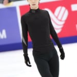 羽生結弦が耳かけすると一気に女子みが増すなwww