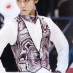 白馬の馬車から3Aで降り立つ羽生結弦